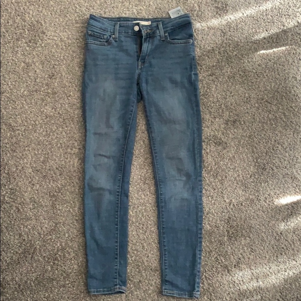 Levi skinny jeans